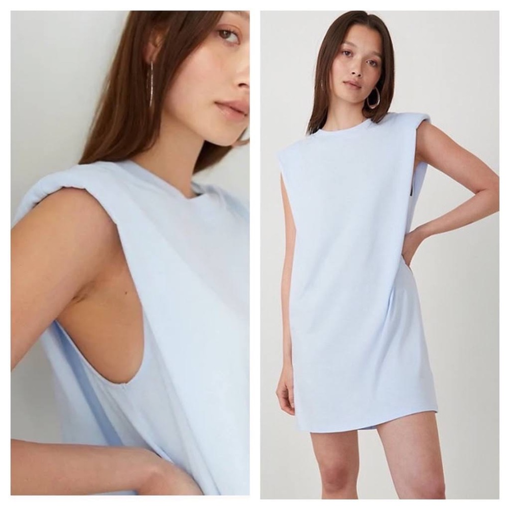 NWT Aritzia Babaton shoulder pad dress